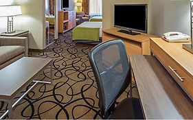 Holiday Inn Express & Suites - Henderson South - Boulder City, An Ihg Hotel